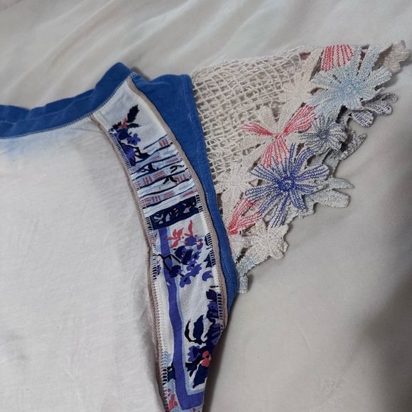 Free people As If Crochet Sleeve T-shirt In Tea Combo. Size S. - Picture 4 of 4